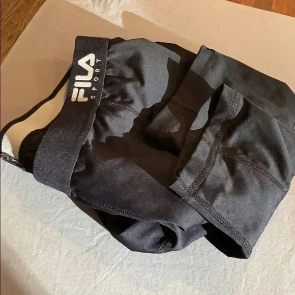 FILA SPORT Performance Running Mid-Calf Three Quarter Black Leggings Size M - Picture 6 of 11